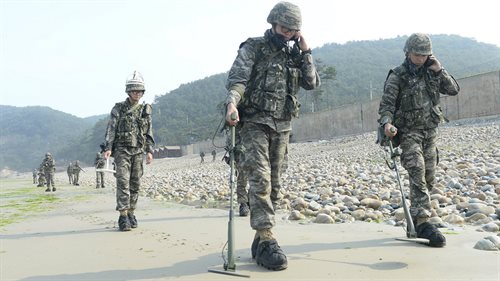 Korea Północna odrzuca oskarżenia o podłożenie min po południowokoreańskiej stronie strefy zdemilitaryzowanej