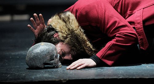 spektakl Hamlet w reżyserii Jana Klaty
