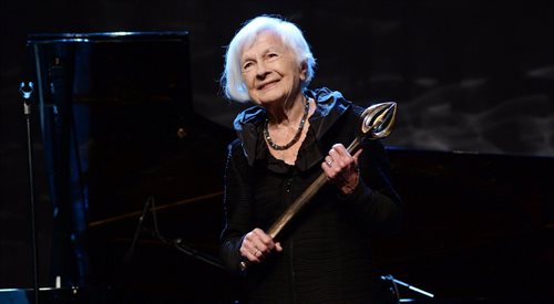 Danuta Szaflarska podczas uroczystości wręczenia jej Nagrody Złotego Berła przyznawanej przez Fundację Kultury Polskiej  w 2013 roku