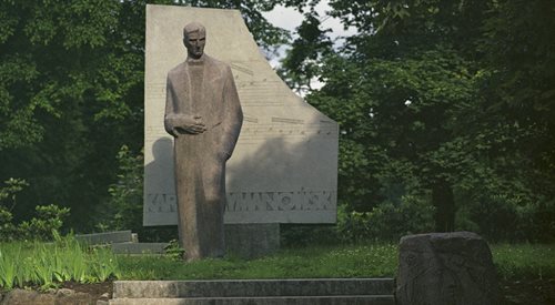 Pomnik Karola Szymanowskiego autorstwa Stanisława Horno Popławskiego. Przez całe dekady polski kompozytor nie cieszył się za granicą tak wysokim statusem co w Polsce. Właśnie się to zmienia.