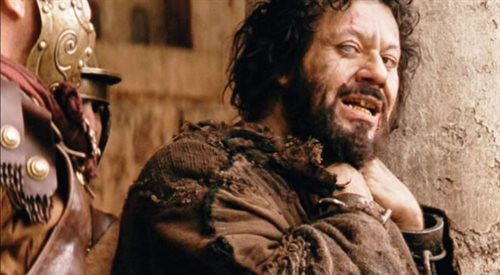 Pietro Sarubbi jako Barabasz w Pasji Mela Gibsona
