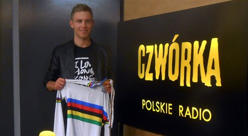 Adrian Tekliński z koszulką mistrza świata
