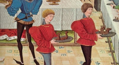 Paziowie roznoszą potrawy (fragment ilustracji z XV wieku)