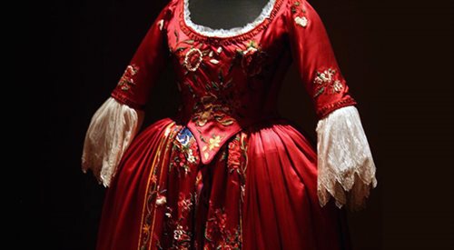 Na zdjęciu strój z muzeum Opery Paryskiej