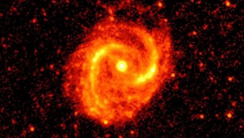 Obraz galaktyki M 91 wykonany w podczerwieni za pomocą Kosmicznego Teleskopu Spitzera