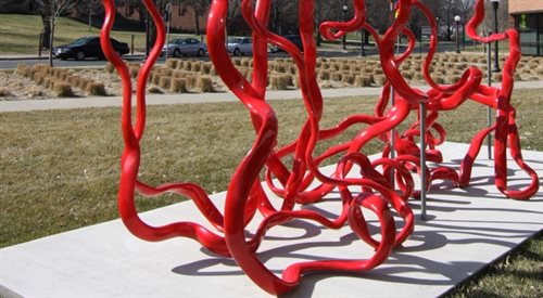 Rzeźba Eduarda Kaca, University of Minnesota