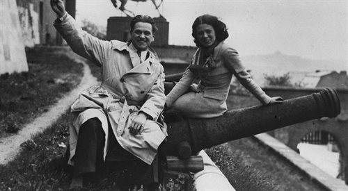 Gwiazdy polskiego kina przedwojennego - Eugeniusz Bodo i Nora Ney sfotografowani  w 1934 roku