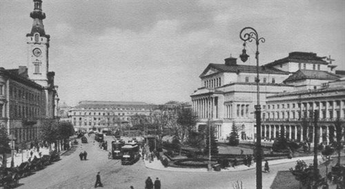 Plac Teatralny w Warszawie, po lewej Pałac Jabłonowskich, ok. 1925