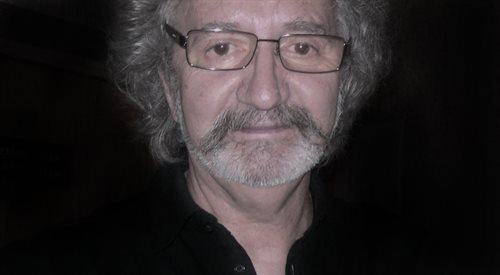 Krzysztof Daukszewicz często występuje z własnymi programami satyrycznymi