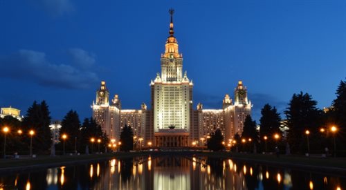 Uniwersytet Moskiewski nocą