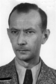 Lechosław Wierczyński - publicysta. W Rozgłośni Polskiej Radia Wolna Europa w latach 1954-1982.