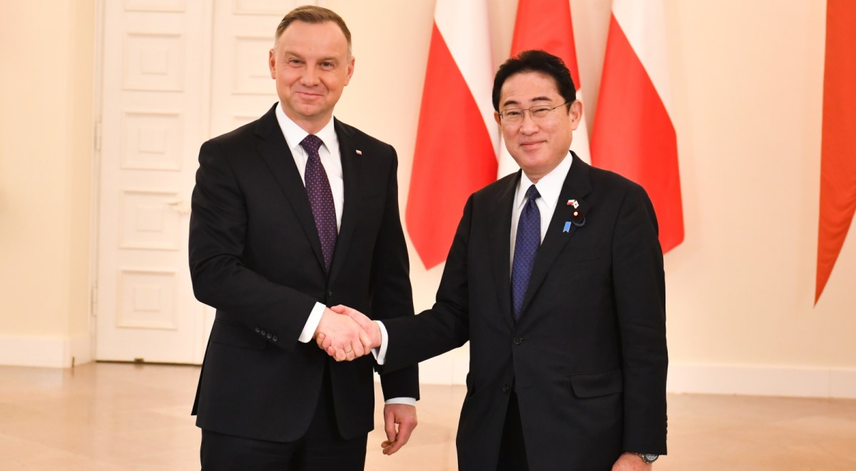 Polish President Andrzej Duda (left) and Japans Prime Minister Fumio Kishida (right) meet for talks at the presidential palace in Warsaw, on Wednesday, March 22, 2023.