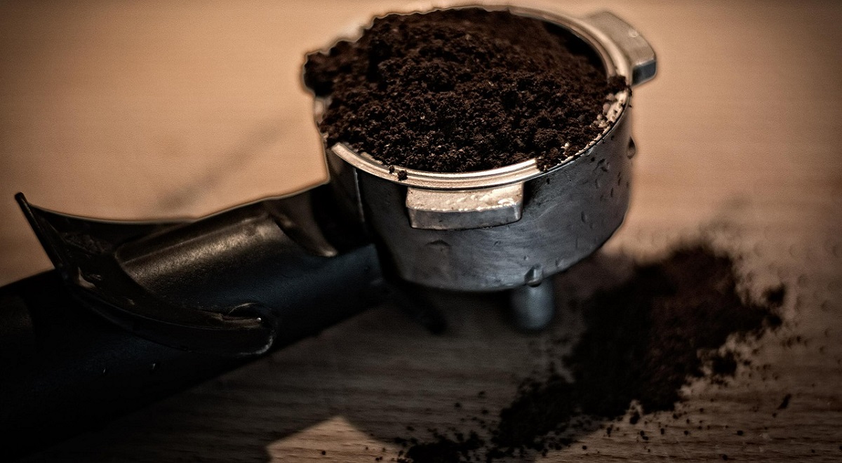 Fusy z kawy, ekologicznym surowcem do produkcji materiałów termoizolacyjnych?