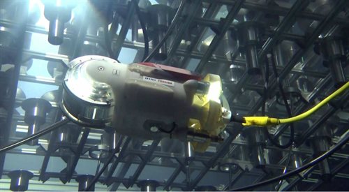 Podwodny robot Toshiby, który pomoże w zwalczaniu skutków awarii reaktora w Fukushimie