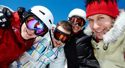 Snowboardziści witają zimę 
