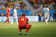 Vincent Kompany po końcowym gwizdku sędziego w meczu Argentyna - Belgia