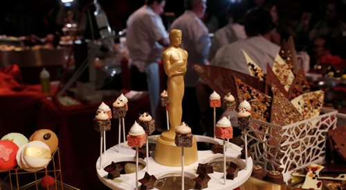 Część deserowa Balu u Gubernatora, czyli poczęstunku dla gwiazd zaproszonych na galę wręczenia Oscarów
