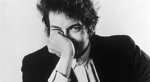 Bob Dylan jest od ponad 50 lat na scenie. Został nagrodzony literackim Noblem, Grammy, Oscarem i Nagrodą Pulitzera