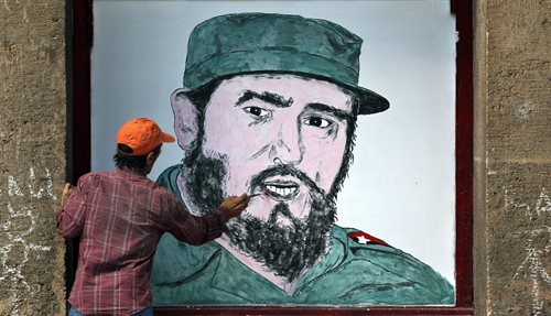 Fidel Castro żył 90 lat