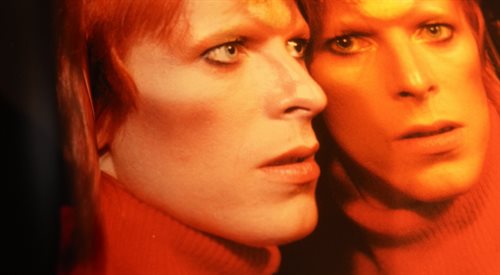 David Bowie zmarł 10 stycznia 2016 r. w Nowym Jorku, po 18-miesięcznej walce z rakiem wątroby