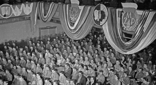 Kongres Jedności Młodzieży Polskiej (Wrocław, 20-21 lipca 1948). foto: PAP