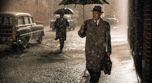 Choć pogoda nie zachęca do wychodzenia z domu, warto wybrać się do kina i przekonać, w jakiej kondycji jest legendarny Steven Spielberg, reżyser filmu Most szpiegów z Tomem Hanksem w roli głównej