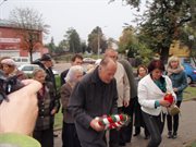 W Grodnie zapalono znicze i złożono wieniec przy tablicy poświęconej ofiarom, umieszczonej na Domu Polskim na skrzyżowaniu ulic 17 września i Dzierżyńskiego w Grodnie. Odmówiono modlitwę za poległych

