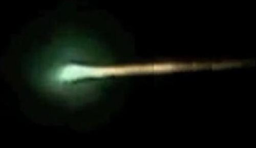Polskie niebo rozświetlił fragment spadającej komety
