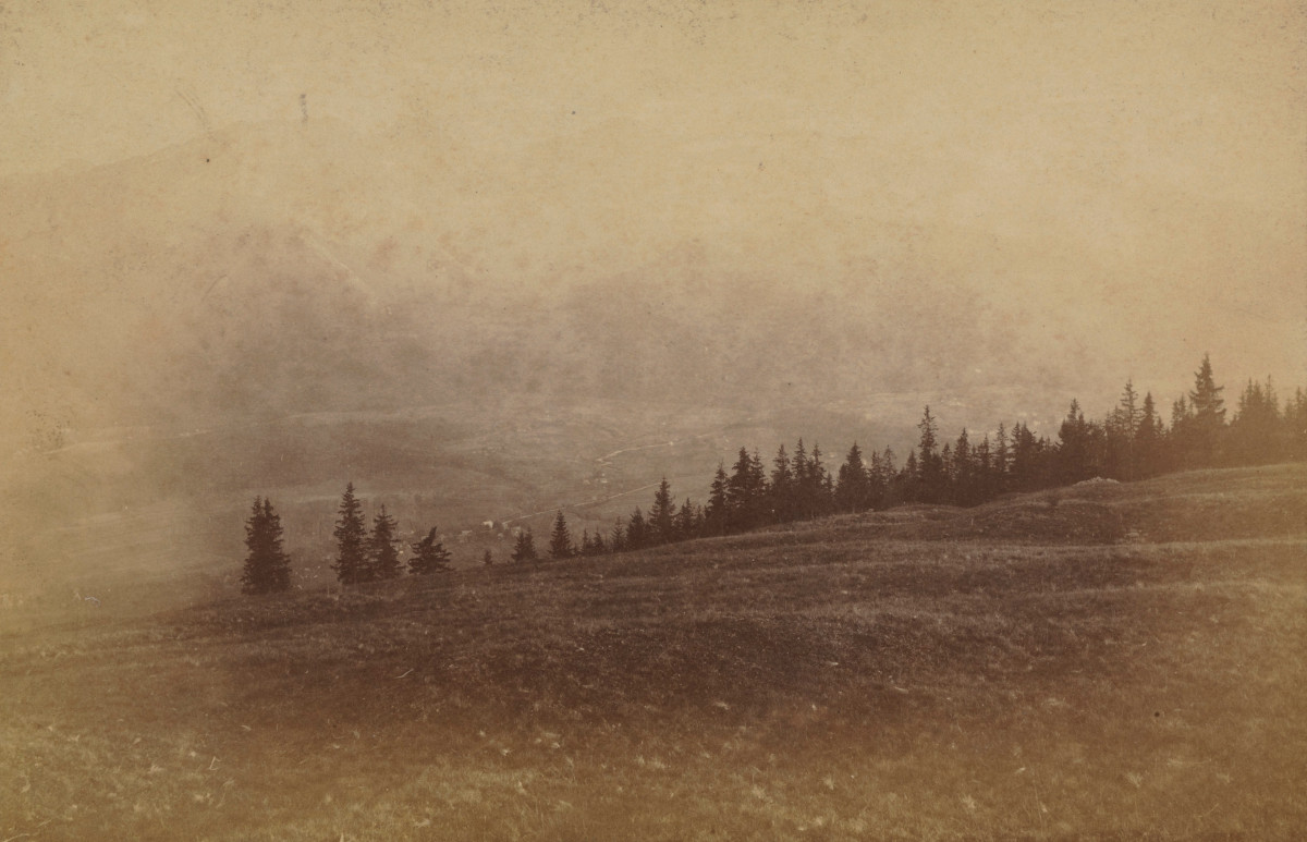 Widok z Gubałówki na Zakopane i na Giewont, przed 1873 r. Fot. Awit Szubert/Polona