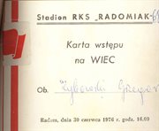 Karta wstępu na propagandowy wiec na stadionie Radomiaka w Radomiu, 28.06.1976