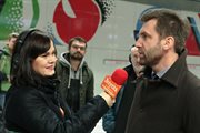 Karolina Rożej i szef Radiowej Jedynki Kamil Dąbrowa