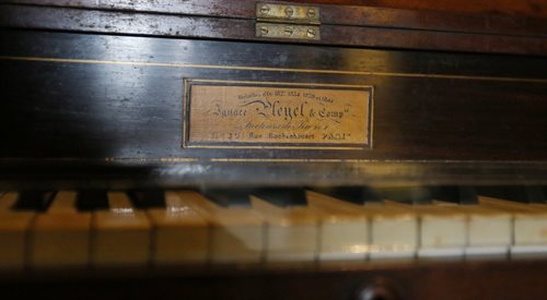 John Rink jest uznanym ekspertem w zakresie gry na fortepianie marki Pleyel