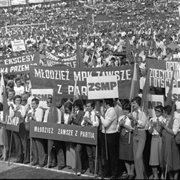 Młodzież popiera władzę i partię. Kraków, 28 czerwca 1976 