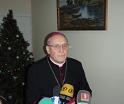Abp Tadeusz Kondrusiewicz składa życzenia na święta i Nowy Rok