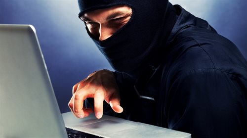 Internetowi przestępcy wysyłają zawirusowane e-faktury. Jak je rozpoznać?