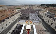 Tłumy pielgrzymów na uroczystościach kanonizacyjnych Jana Pawła II i Jana XXIII