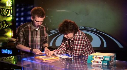 Kuba Marcinowicz i Kamil Jasieński testują grę Code Sudoku