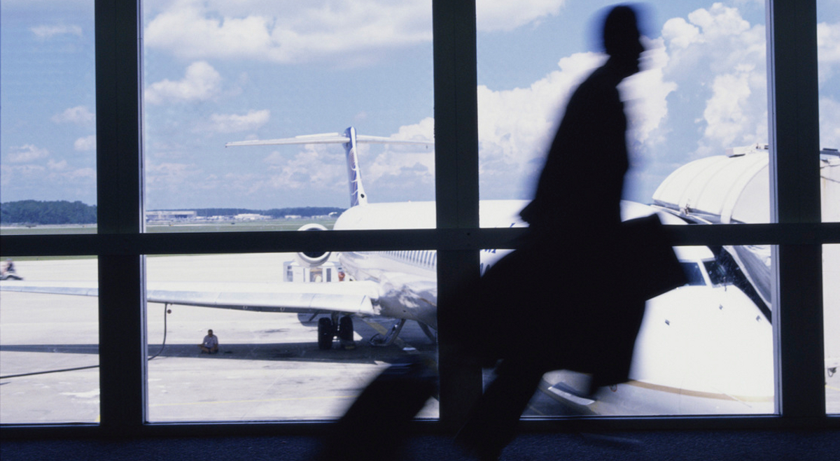 Lotnisko centralne może zagrozić lotniskom regionalnym.