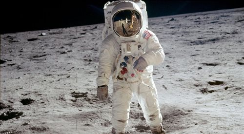 Buzz Aldrin na Księżycu. Zdjęcie wykonane przez Neila Armstronga