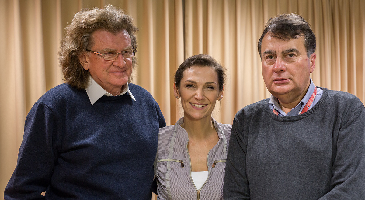 Zbigniew Wodecki, Olga Bończyk i Paweł Sztompke w studiu radiowej Jedynki