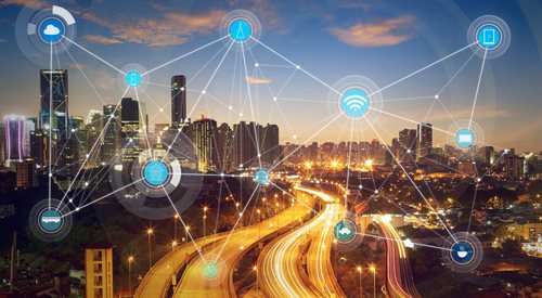 Sieć 5G zmieni nasze pojmowanie internetu rzeczy i może wpłynąć na rozwój systemu tzw. inteligentnych miast (smart cities)