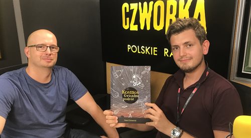 Paweł Ziemnicki, Mateusz Borkowicz i główna bohaterka spotkania - książka Kosmos. Gwiezdna podróż