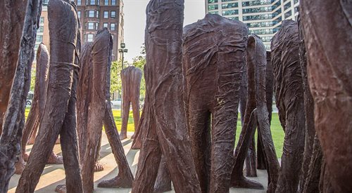 Rzeźba Magdaleny Abakanowicz w Grant Park w Chicago
