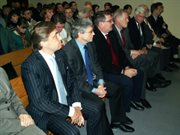 Publiczność na sali rozpraw: drugi z lewej to ambasador RP na Białorusi Leszek Szerepka