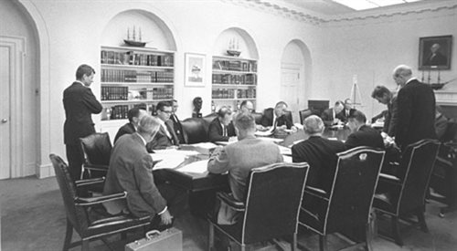 Administracja Kennedyego w czasie kryzysu kubańskiego, foto: Wikimedia Commonsdp