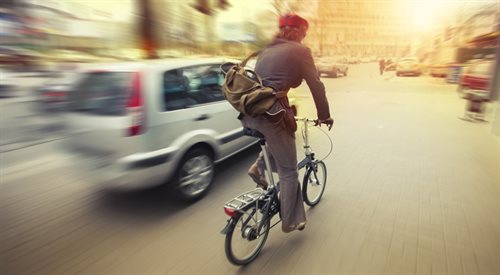 Jak zażegnać konflikty między kierowcami a rowerzystami?