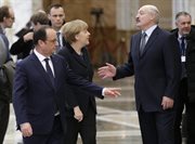 Prezydent Francji, kanclerz Niemiec i Aleksander Łukaszenka po rozmowach