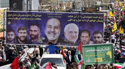 Teheran: pogrzeb siedmiu członków Korpusu Strażników Rewolucji Islamskiej, którzy zginęli w nalocie na konsulat Iranu w Damaszku