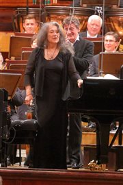 Marta Argerich została gorąca przyjęta przez warszawską publiczność oraz muzyków Filharmonii Narodowej