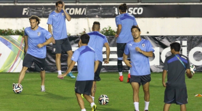 Reprezentacja Urugwaju na treningu przed meczem z Kolumbią
